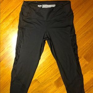 Victoria’s Secret Sport Leggings, Black Size L